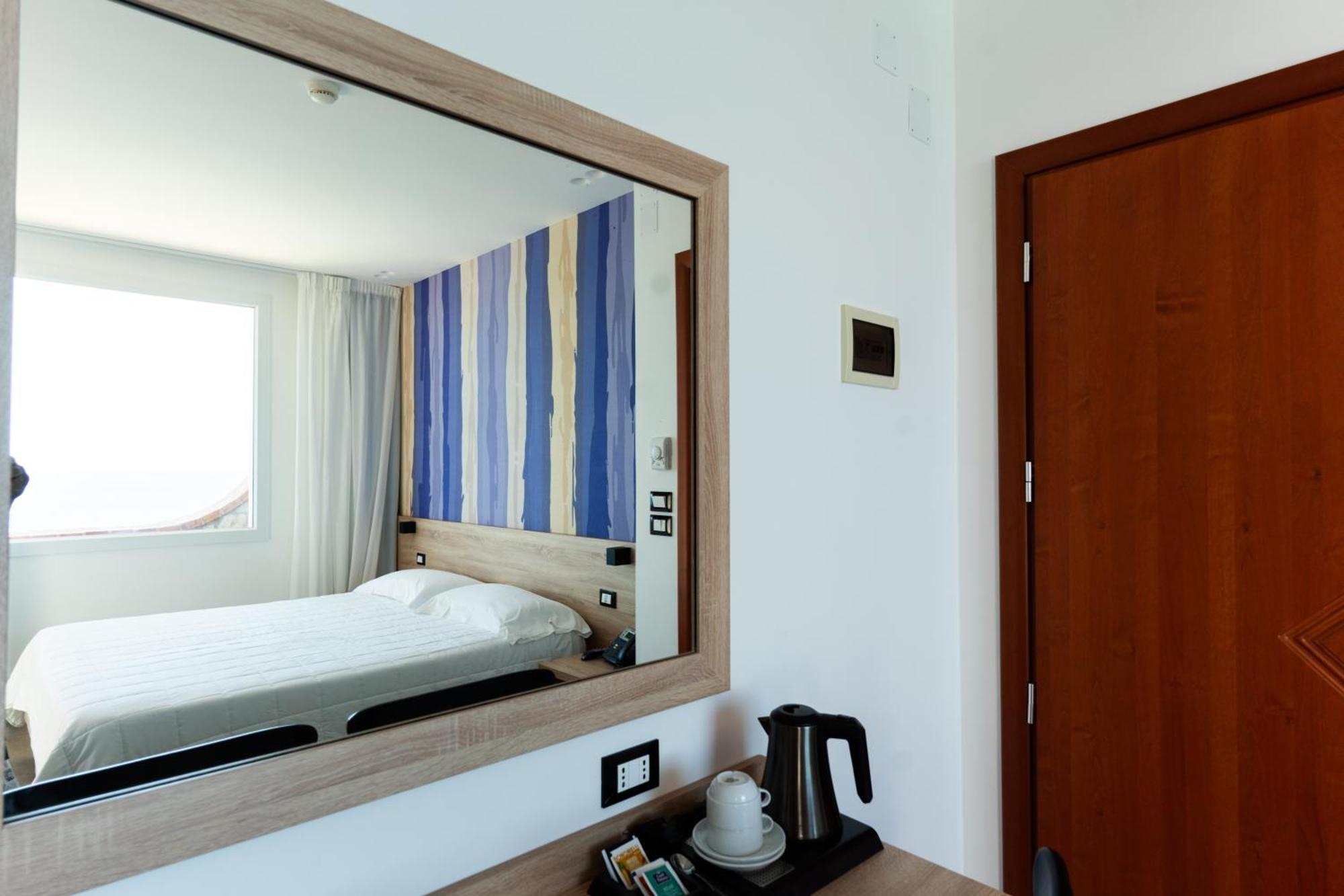 Hotel La Martinica Ficarazzi Buitenkant foto